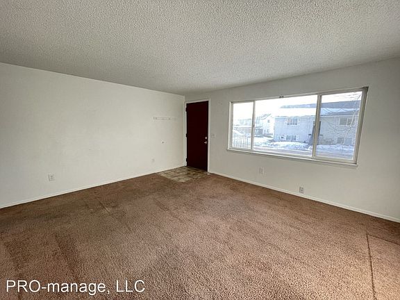 3rd image of 725 Cleveland St APT 3