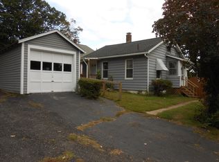 581 Meriden Rd, Waterbury, CT 06705