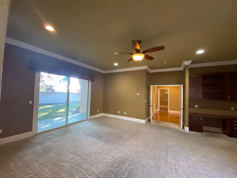 661 Arlene Ct — Photo 9