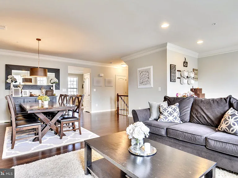 23487 Logans Ridge Ter — Photo 8