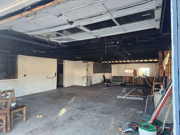3rd image of 495 Sunshine Ave
