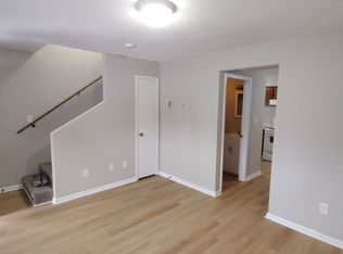 31 Hurley St APT 13, Berea, KY 40403