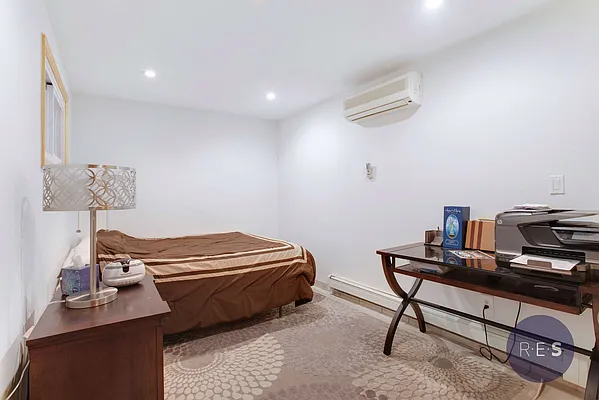 Rented by RES New York | media 5