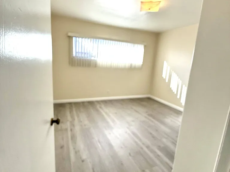 7234 S La Cienega Blvd #4 — Photo 6