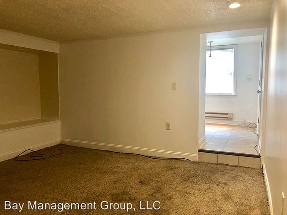 5th image of 7235 Holabird Ave #C
