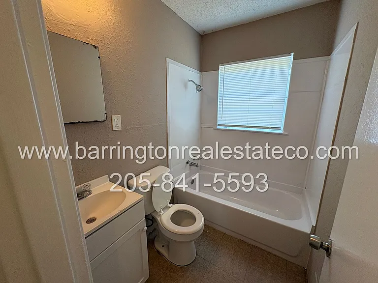310 14th St SW — Photo 4