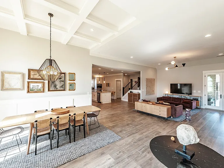 112 Sundown Cir — Photo 16
