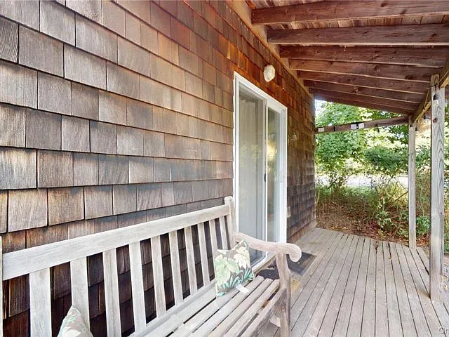 1 bed, 2.0 bath, 900 sqft, $3,000 — Photo 2