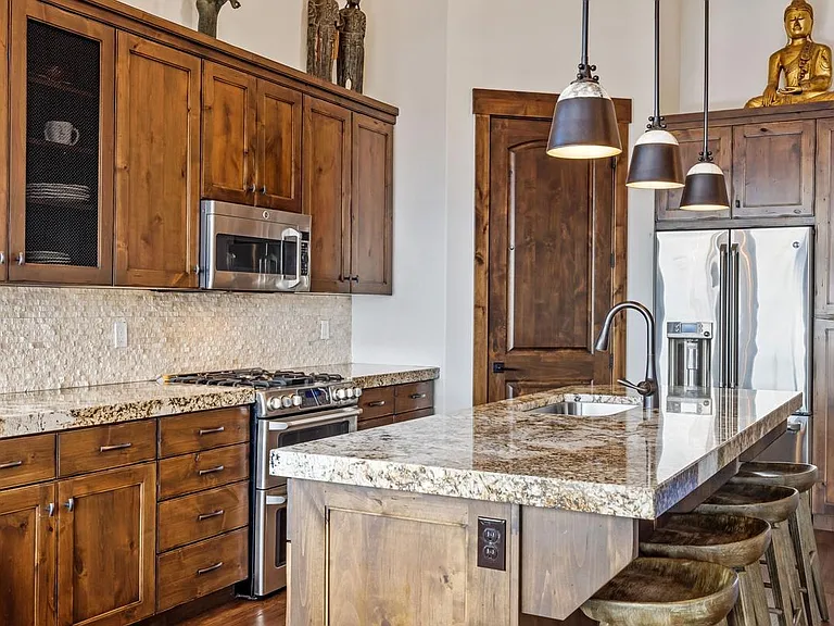 688 N Explorer Peak Dr — Photo 23