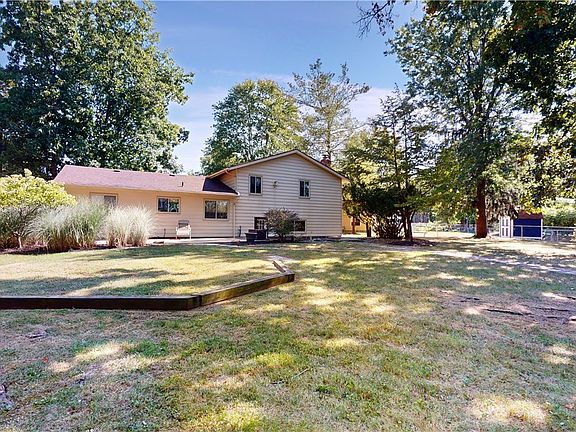 2nd image of 18174 Fawn Cir
