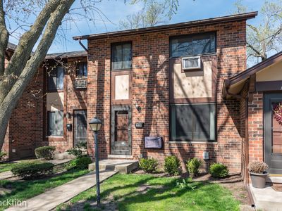 1S214 Dillon Ln, Villa Park, IL, 60181
