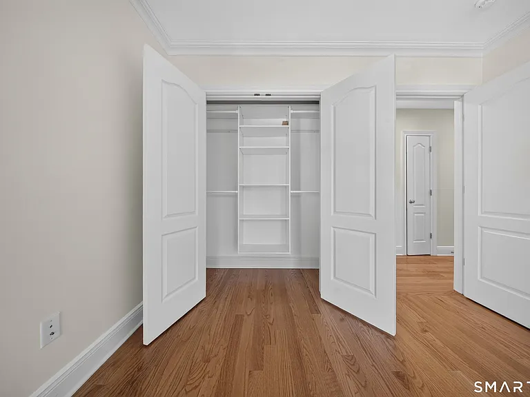 88 Maple Tree Ave #E — Photo 18