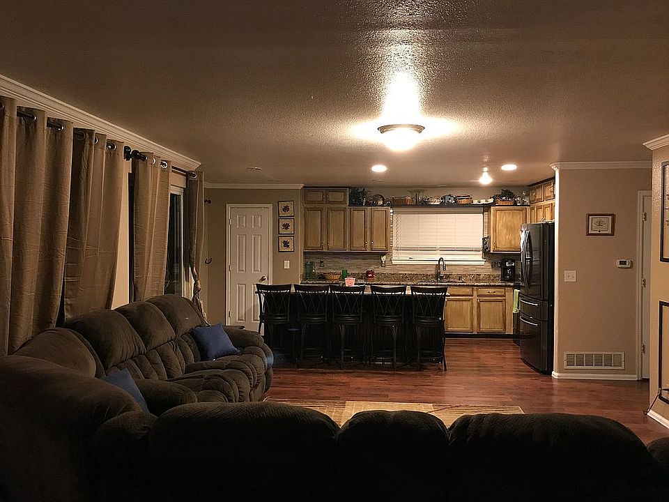 2nd image of 2577 E 111th Dr