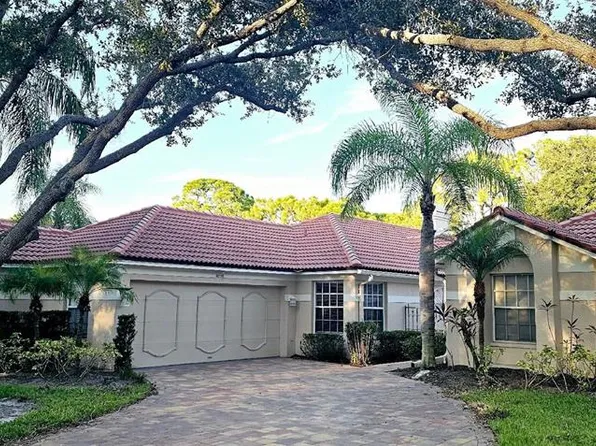 4026 Lyndhurst Ct #13, Sarasota, FL 34235