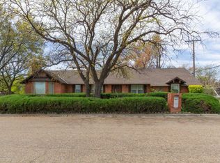 228 Skycrest St, Borger, TX 79007