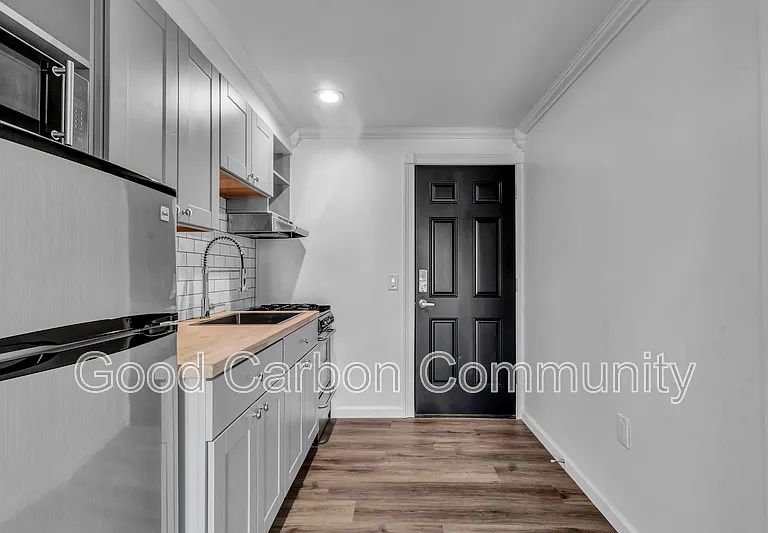 1725 Grand Island Blvd #21 — Photo 2