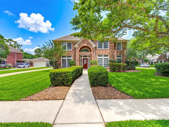 4311 Browning Ct, Sugar Land, TX 77479