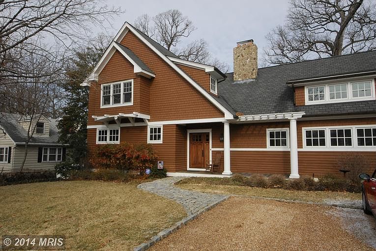 1st image of 708 Warren Dr