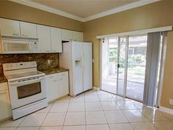 2nd image of 3312 Celebration Ln #3312