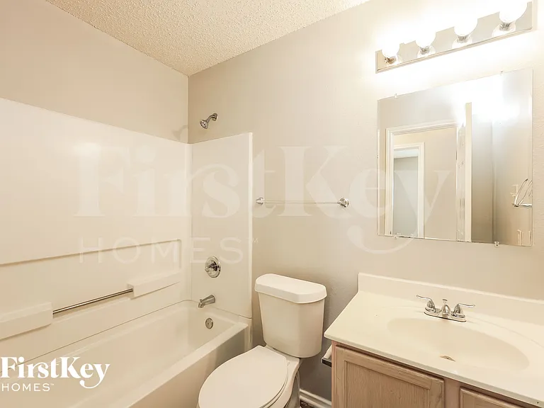 9723 Autumn Valley — Photo 14