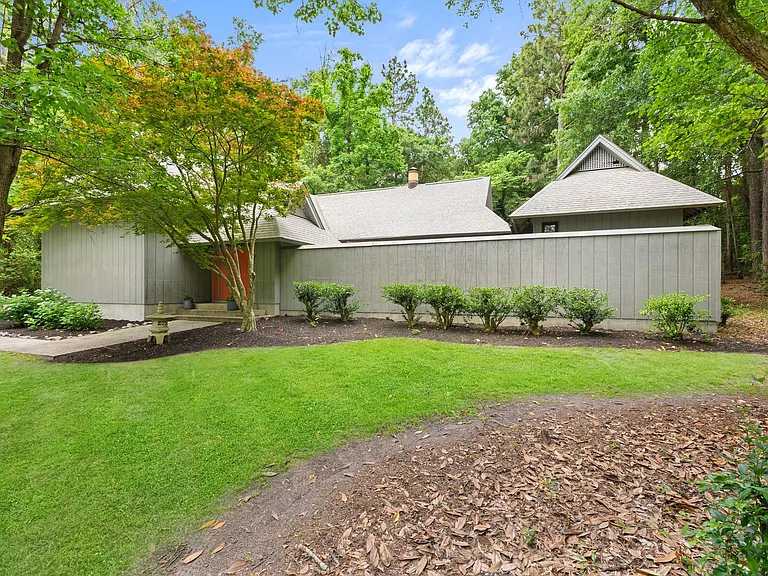 211 Wendwood Dr — Photo 40