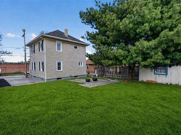 3rd image of 58 Burgess Ave