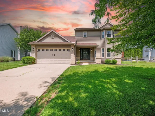 1236 Grassy Ct, Rossford, OH 43460