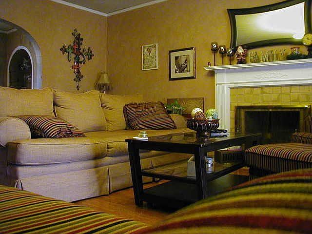 2nd image of 1615 8th St