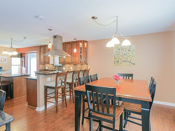 5th image of 1101 Del Mar Ct