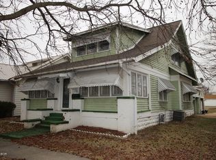 739 S Hickory St, Centralia, IL 62801
