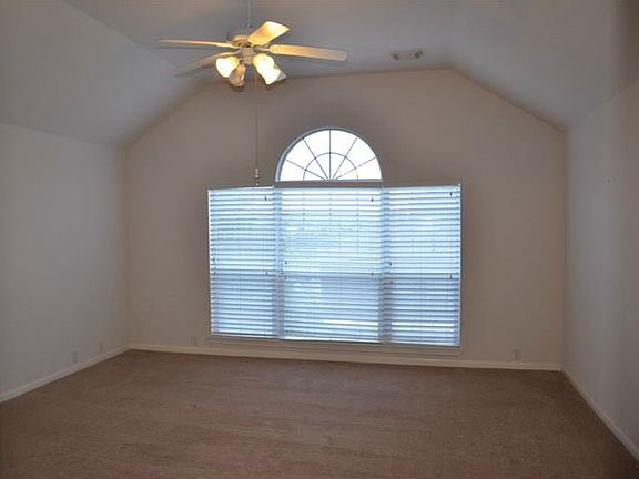 5th image of 8408 Sweetness Ln