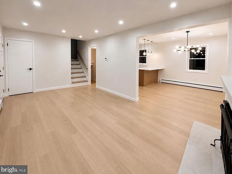 104 Jericho Rd — Photo 1