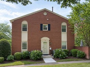 4360 Greenberry Ln, Annandale, VA 22003