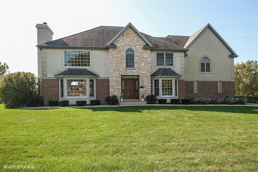 Custom home with 1.45 acres