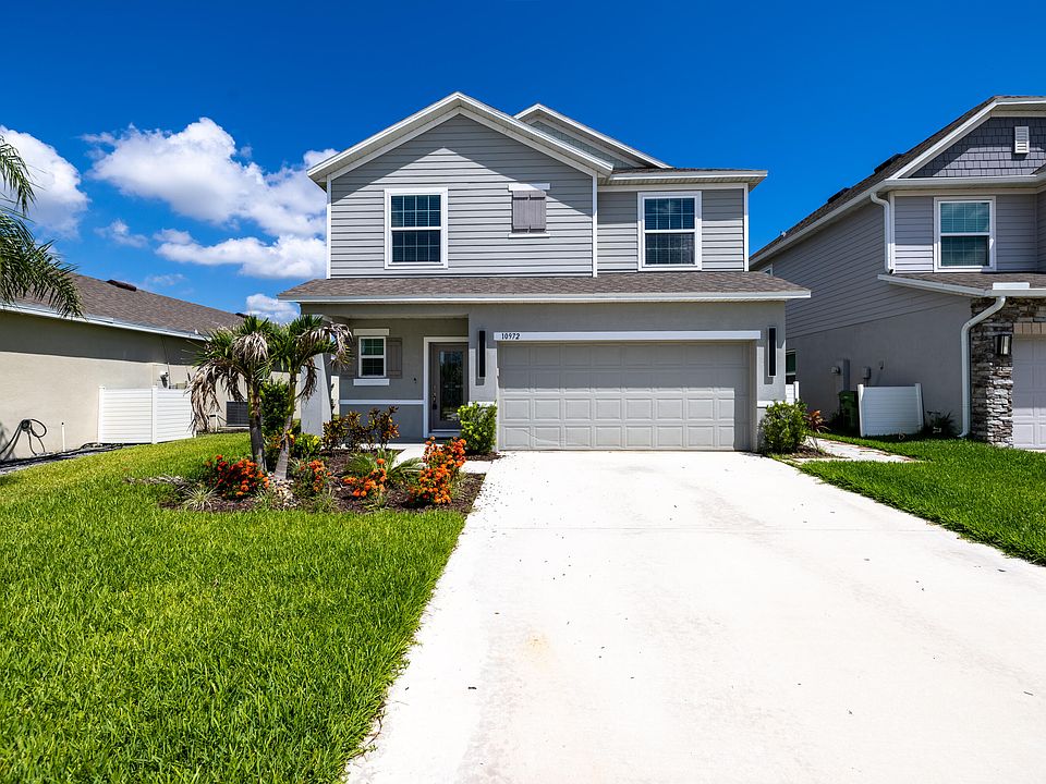 1st image of 10972 SW Vasari Way