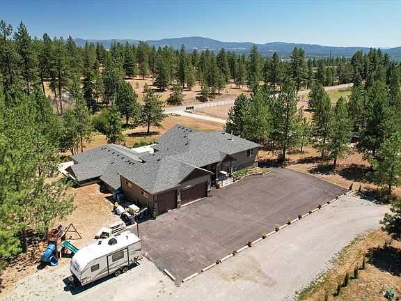 3rd image of 6609 E Sanzy Ln