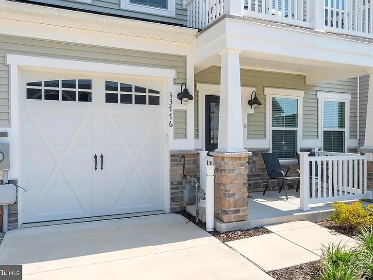 33776 Freeport Dr — Photo 3