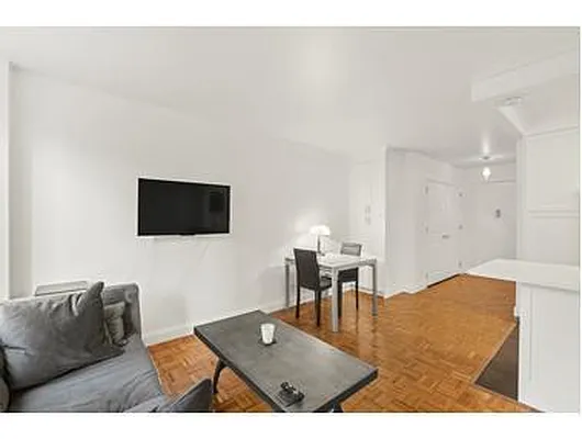 Sold by Douglas Elliman | media 14