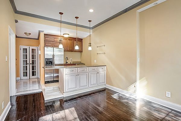 1st image of 51 W 94th St #2E