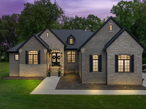 62670 Braun Dr, Washington, MI 48094