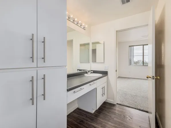 3302 N 7th St, Phoenix, AZ