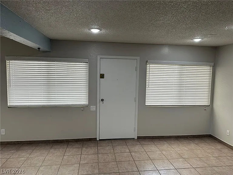 2274 E Desert Inn Rd #0 — Photo 8