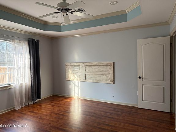 4th image of 1034 Hollow Oaks Rd