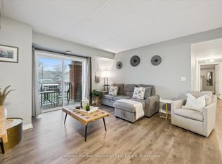 19 Waterford Dr #109, Guelph, ON N1L 0G8