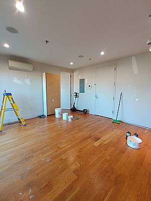 4th image of 880 Dekalb Ave #703