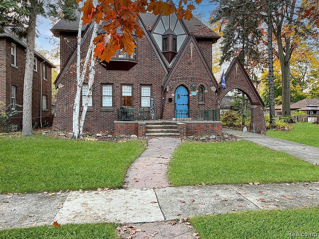 18437 Parkside St, Detroit, MI 48221 Zillow