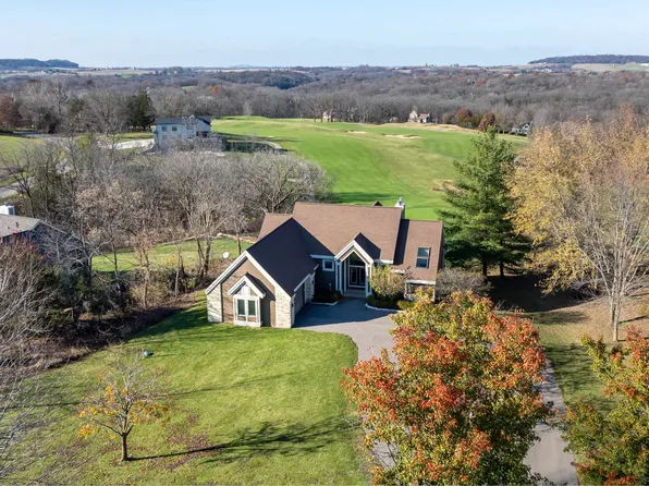 117 W Glen Hollow Rd, Galena, IL 61036