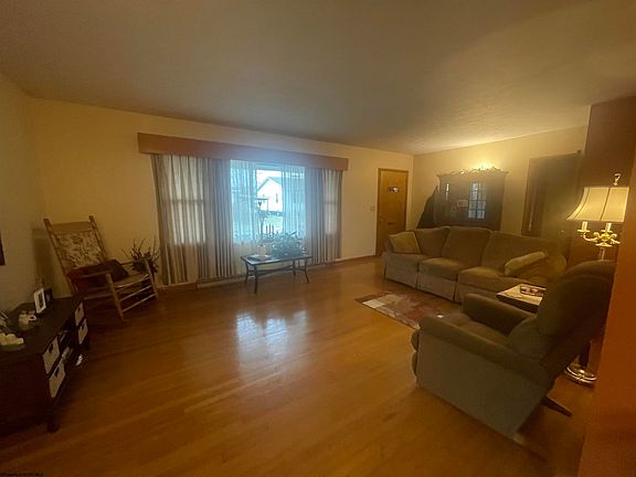 2nd image of 126 Barbour St