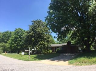 69 Grandview Rd, Asheville, NC 28806