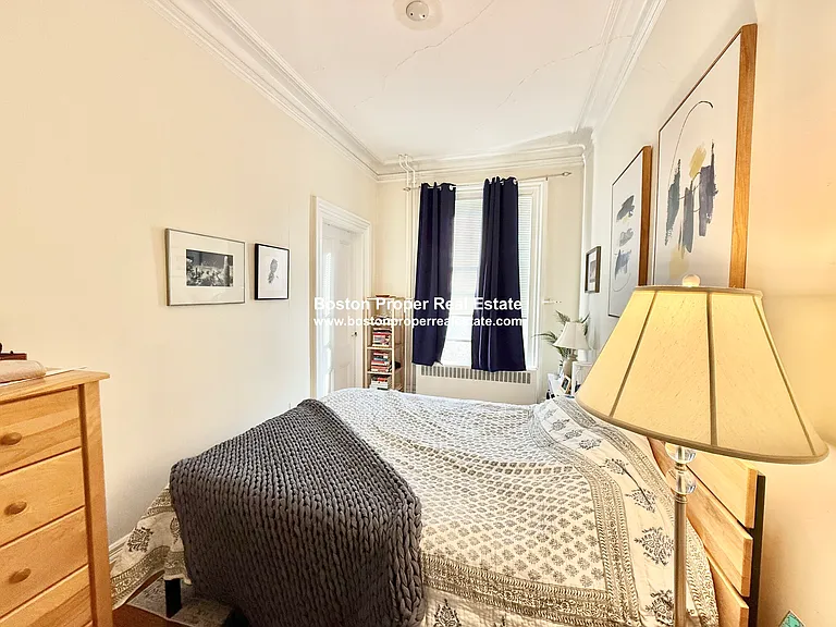 177 Marlborough St #6 — Photo 8
